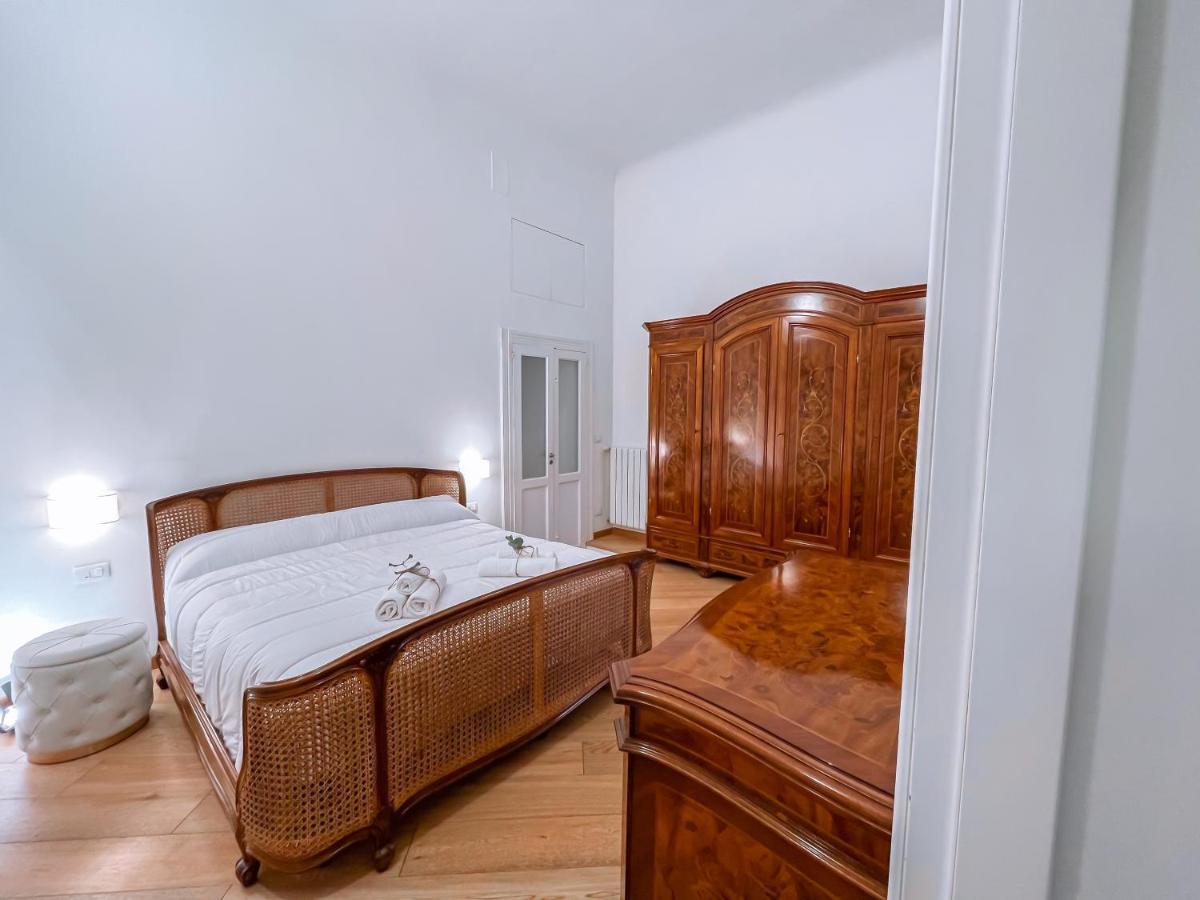 Luxury Bnb Dedeo Apartment Bari Exterior photo
