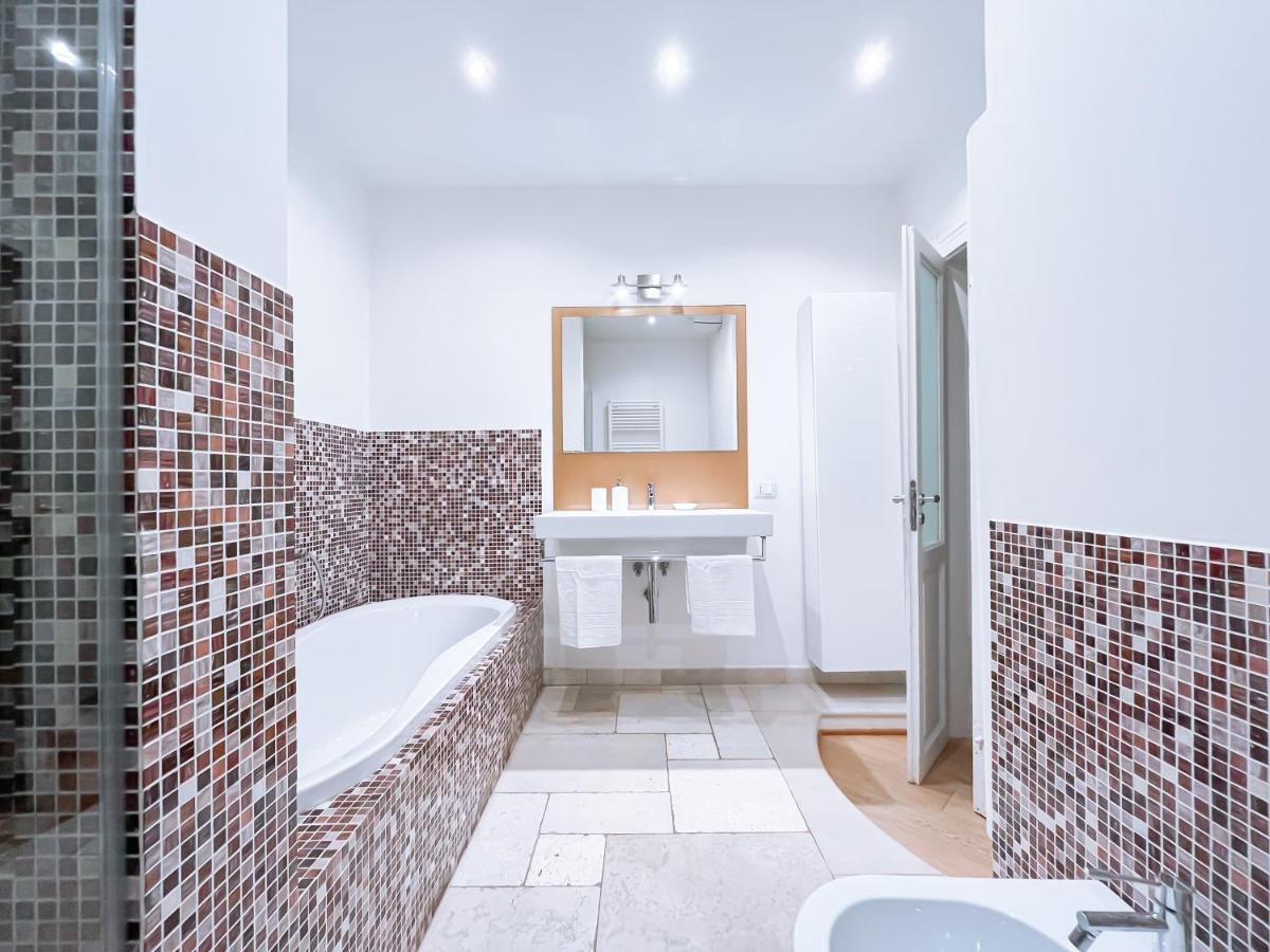 Luxury Bnb Dedeo Apartment Bari Exterior photo